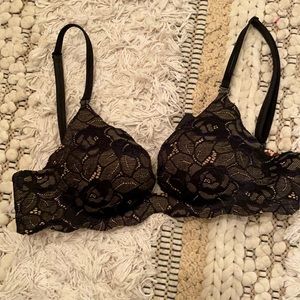 VS Very Sexy Secret Embrace Convertible Push Up